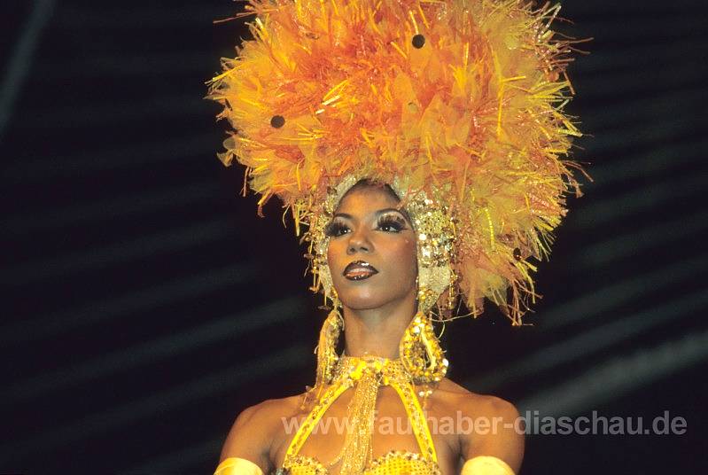 Tropicana Show 2